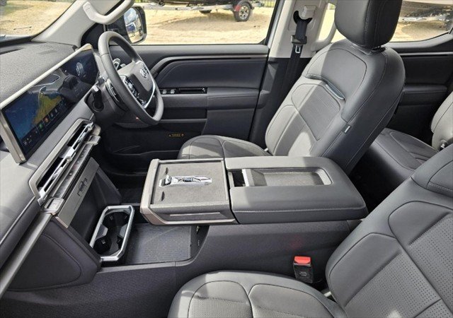 2025 LDV Terron 9 Evolve