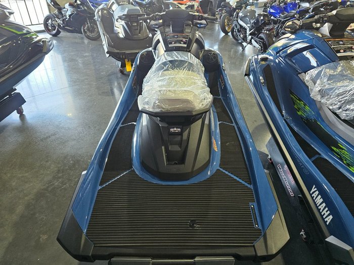 2025 Yamaha VX CR PWC Deepwater Blue