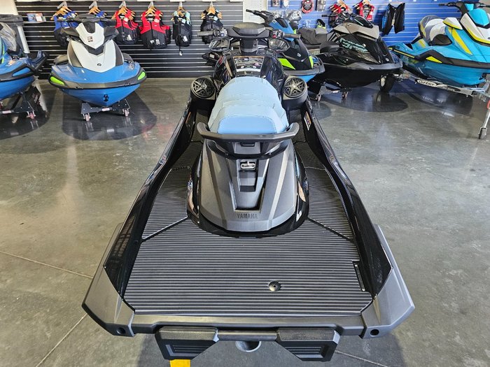 2025 Yamaha VX CR PWC Deepwater Blue