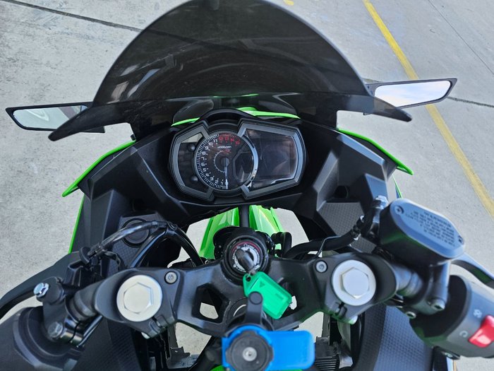 2024 Kawasaki NINJA 400 Green