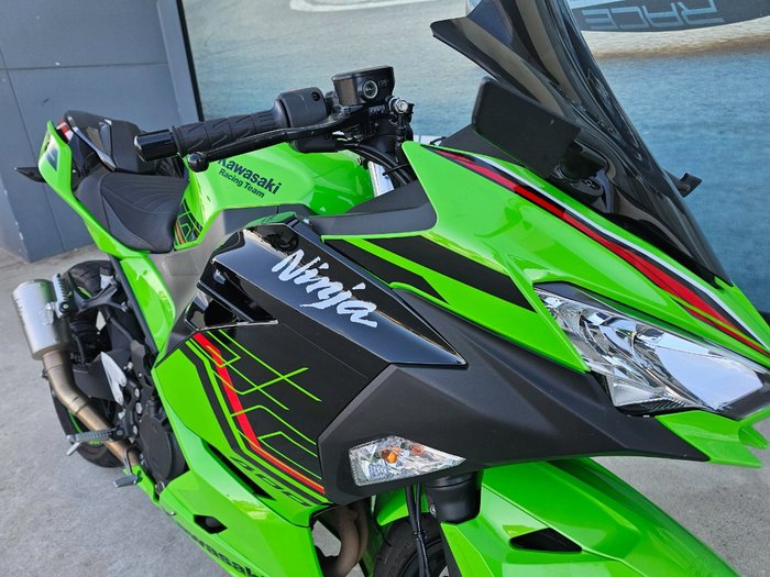 2024 Kawasaki NINJA 400 Green