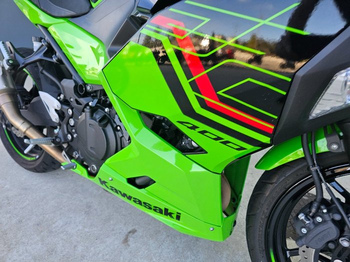 2024 Kawasaki NINJA 400 Green
