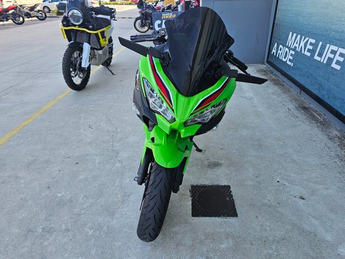 2024 Kawasaki NINJA 400 Green