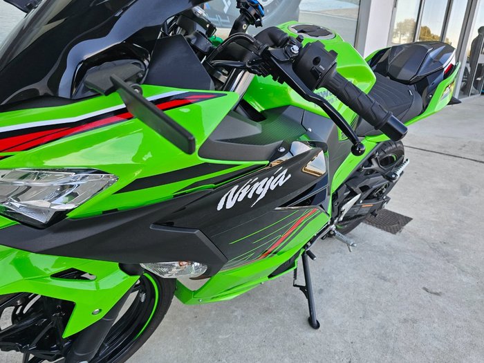 2024 Kawasaki NINJA 400 Green