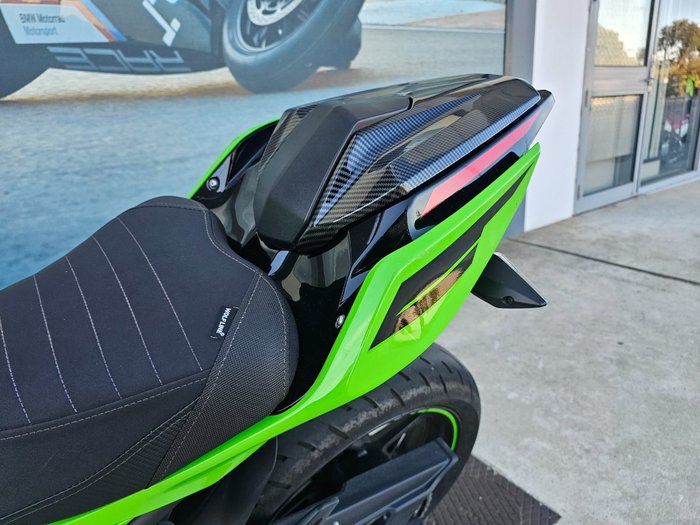 2024 Kawasaki NINJA 400 Green
