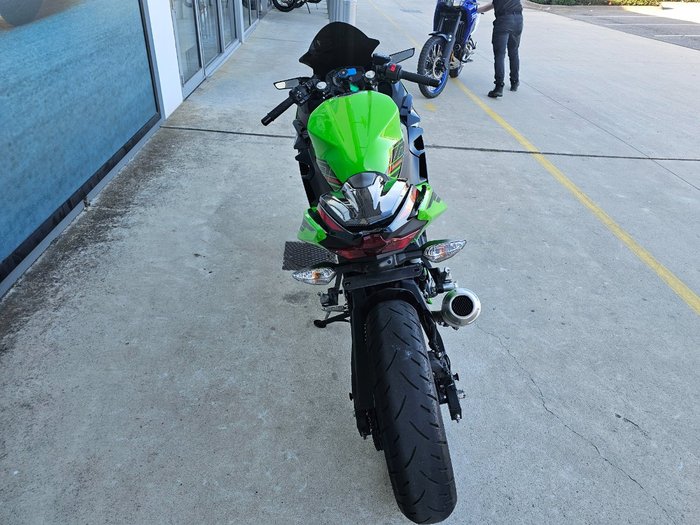 2024 Kawasaki NINJA 400 Green