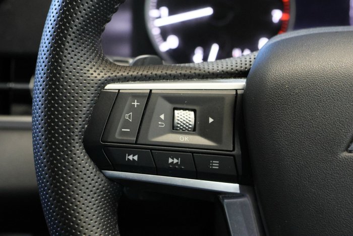 2023 Mitsubishi Outlander LS