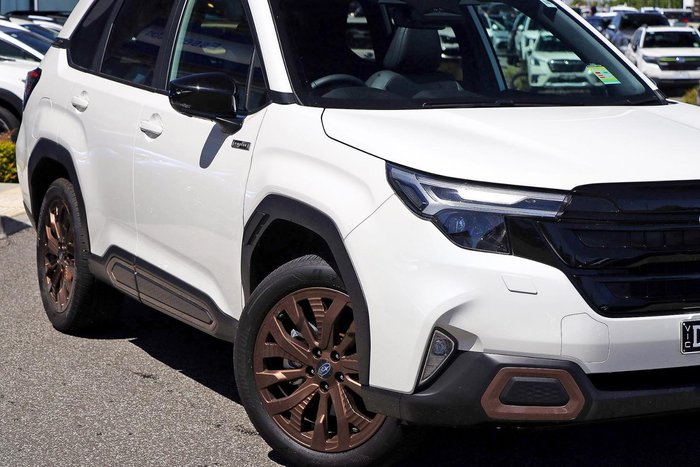 2025 Subaru Forester Hybrid Sport S6 MY26 AWD Crystal White