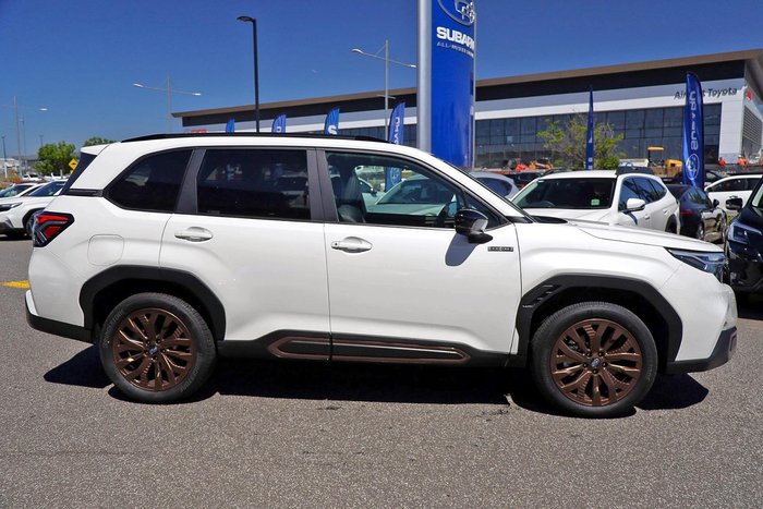 2025 Subaru Forester Hybrid Sport S6 MY26 AWD Crystal White
