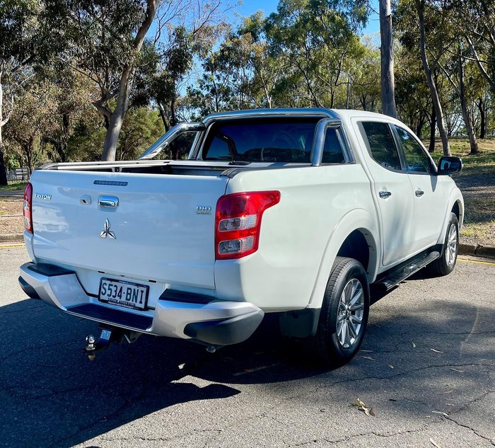 2016 Mitsubishi Triton GLS