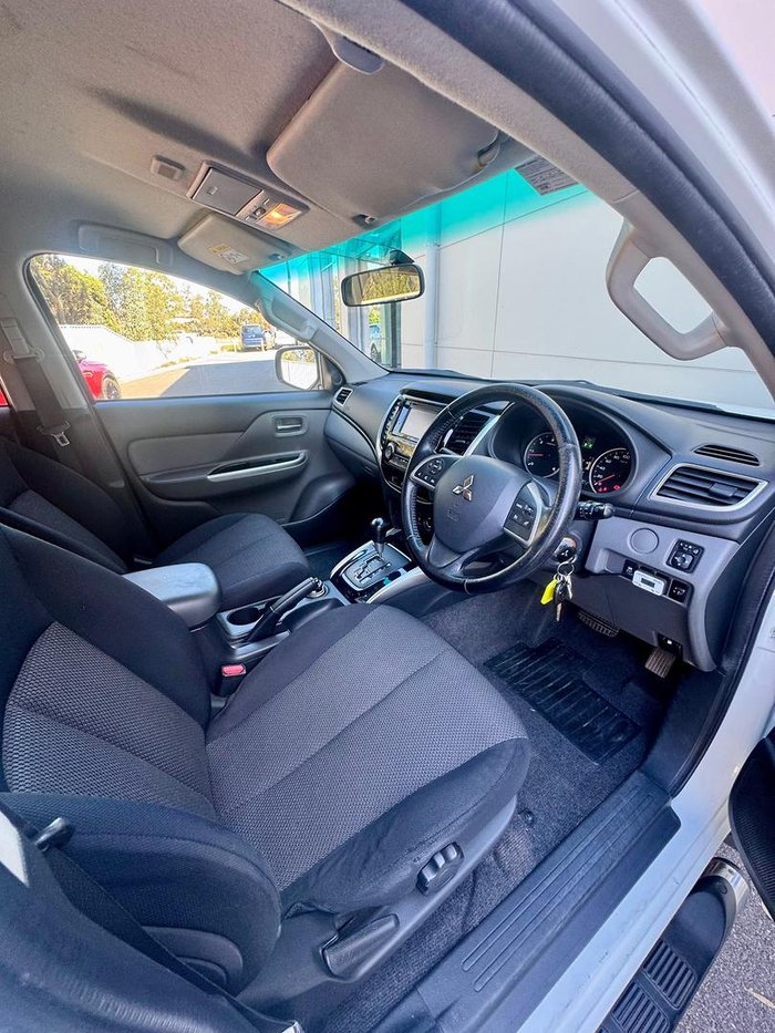 2016 Mitsubishi Triton GLS