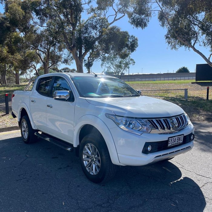 2016 Mitsubishi Triton GLS