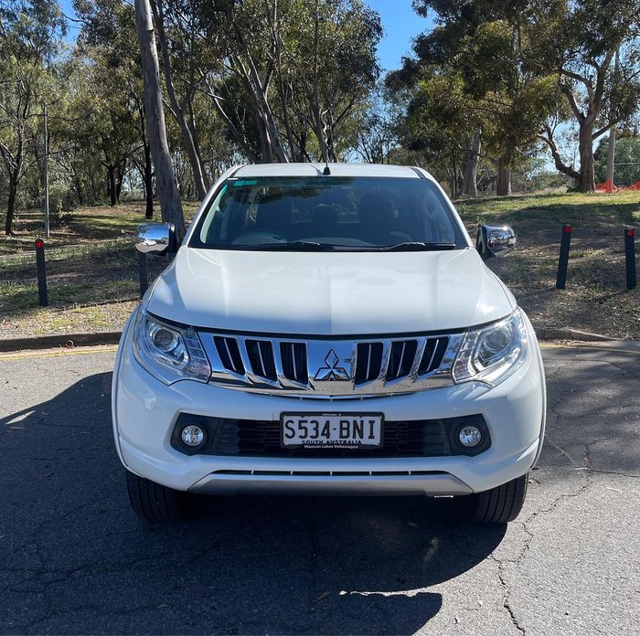 2016 Mitsubishi Triton GLS