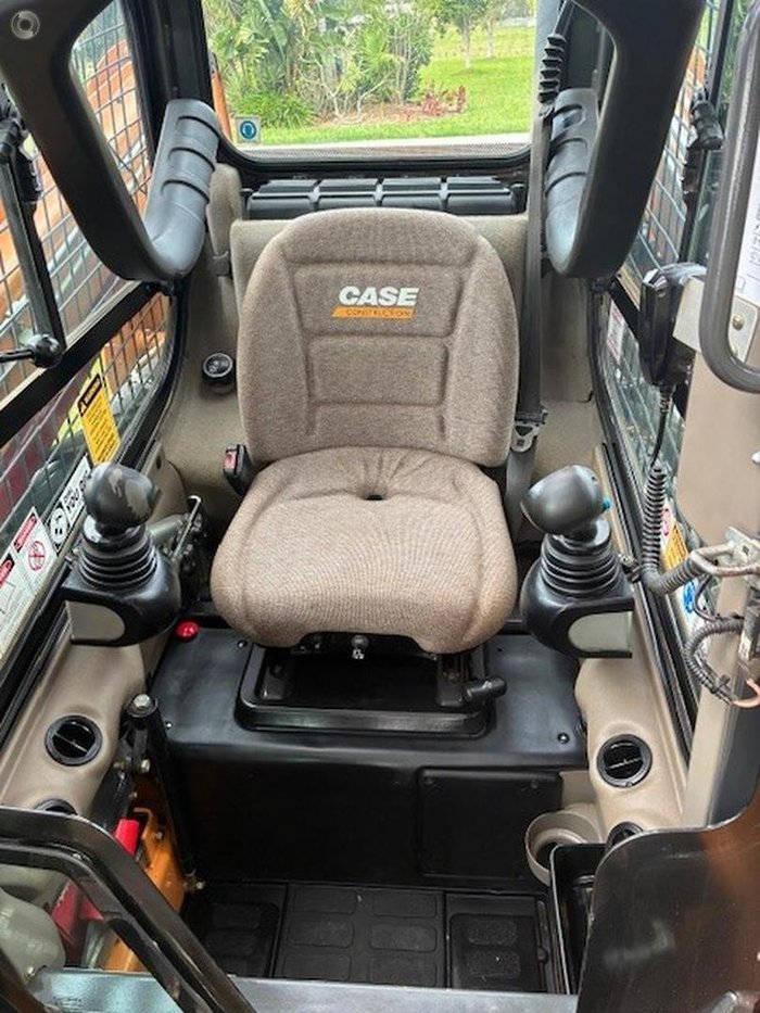 2016 Case CE Sr200 Orange