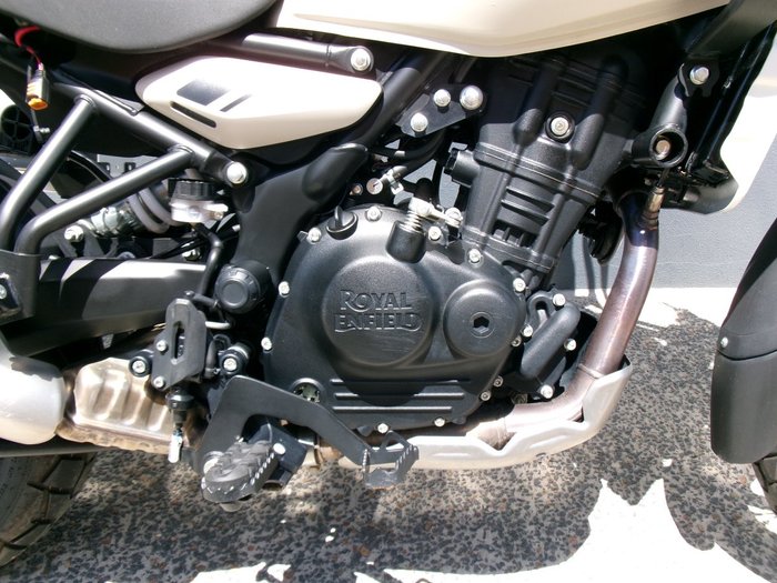 2024 ROYAL ENFIELD (SEE ALSO ENFIEL HIMALAYAN 450 White