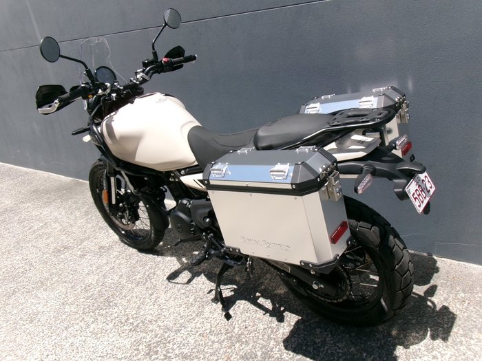 2024 ROYAL ENFIELD (SEE ALSO ENFIEL HIMALAYAN 450 White