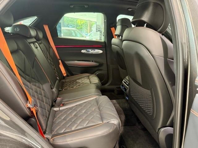 2025 Genesis GV70 3.5T SIGNATURE SPORT