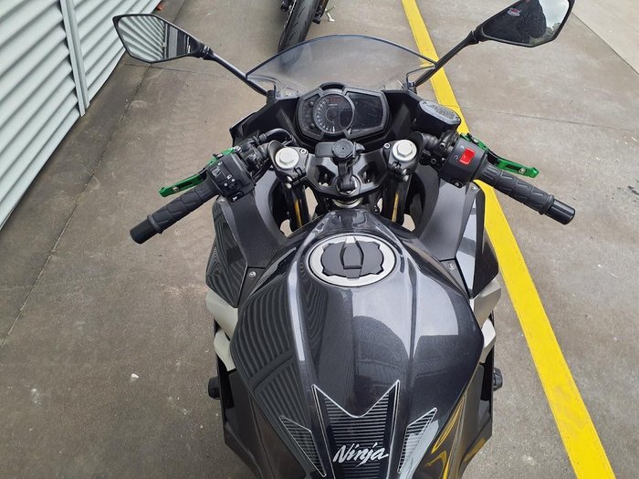 2021 Kawasaki Ninja 400 (EX400G) Ninja Grey