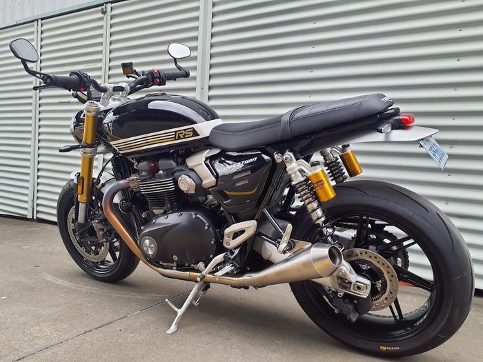 2025 Triumph Speed Twin 1200 RS Speed Twin Black