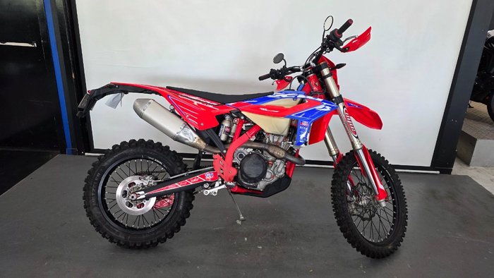 2022 BETA RR 390 4T EFI Red