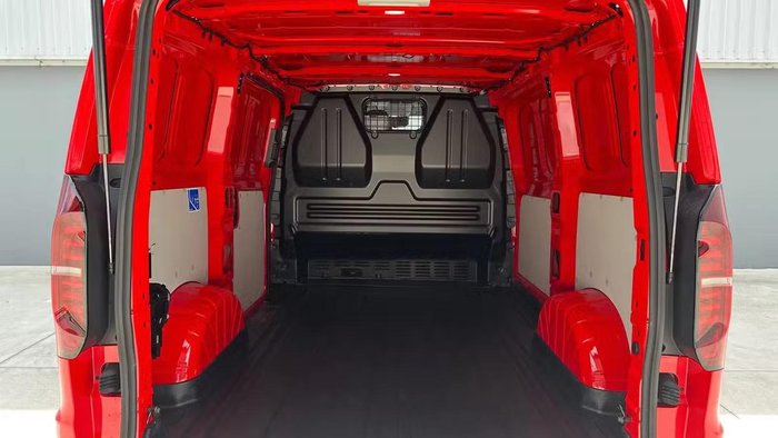 2025 Volkswagen Transporter TDI 125kW