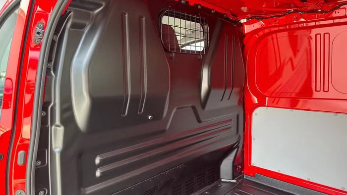 2025 Volkswagen Transporter TDI 125kW