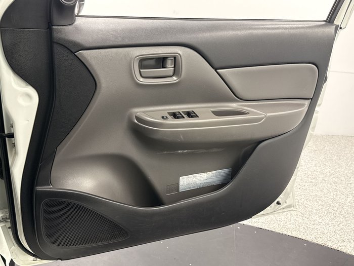 2018 Mitsubishi Triton GLX