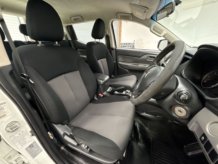 2018 Mitsubishi Triton GLX