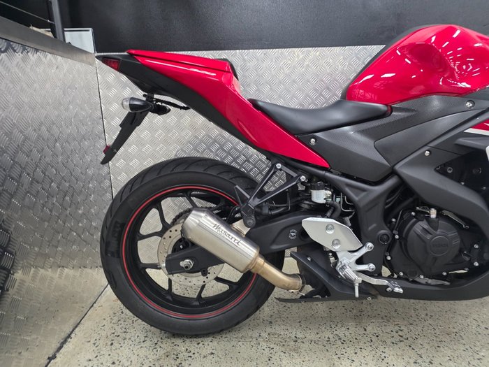 2015 Yamaha YZF-R3 RED