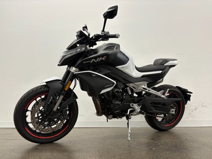 2024 CFMOTO NK ADVANCE White