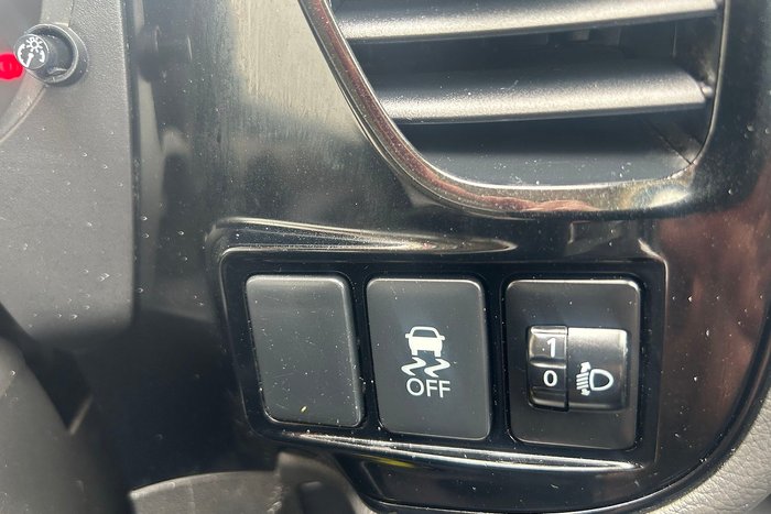 2016 Mitsubishi Outlander LS