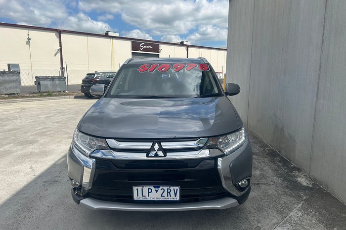 2016 Mitsubishi Outlander LS