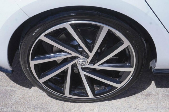 2019 Volkswagen Golf R