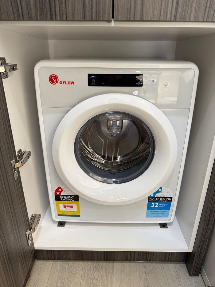 2025 Millard Mflow 19'11 Triple Bunk