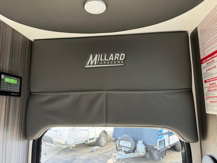 2025 Millard Mflow 19'11 Triple Bunk