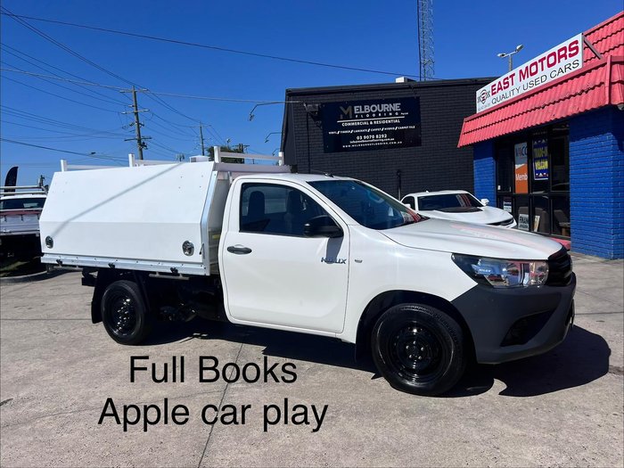 2016 Toyota Hilux Workmate TGN121R 4x2 Glacier White