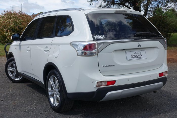 2014 Mitsubishi Outlander ES ZJ MY14.5 4X4 On Demand White