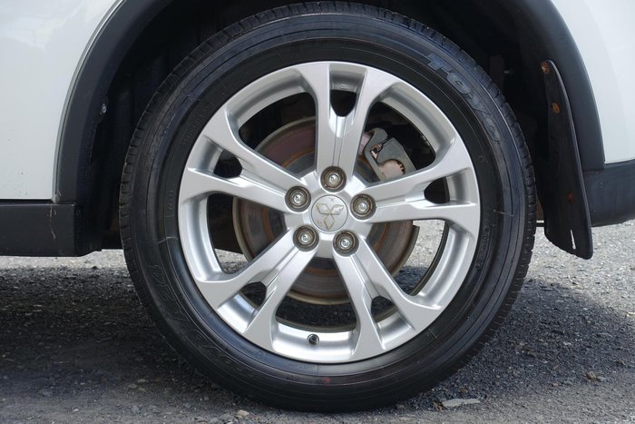 2014 Mitsubishi Outlander ES ZJ MY14.5 4X4 On Demand White