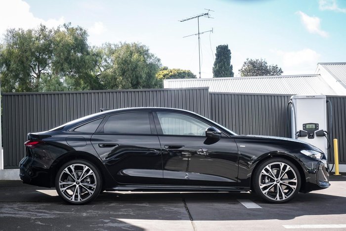 2025 Audi A5 TFSI 150kW S line