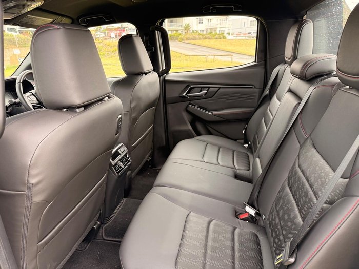 2024 Isuzu D-MAX X-TERRAIN