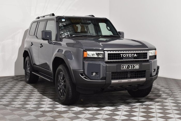 2024 Toyota Landcruiser Prado