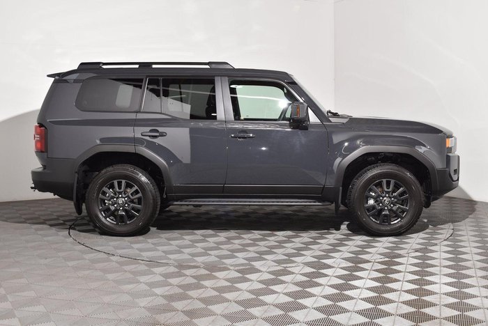 2024 Toyota Landcruiser Prado GXL