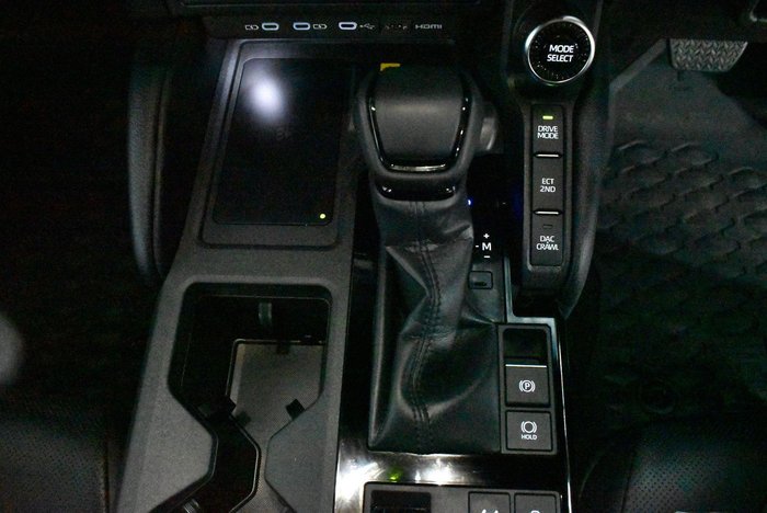 2024 Toyota Landcruiser Prado GXL