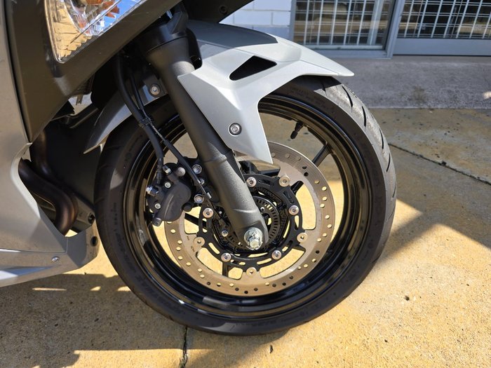 2025 Kawasaki NINJA 500 GREY