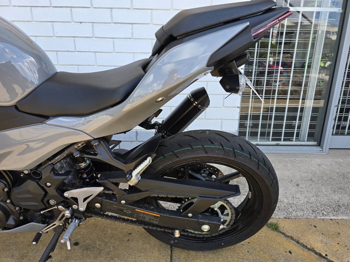 2025 Kawasaki NINJA 500 GREY