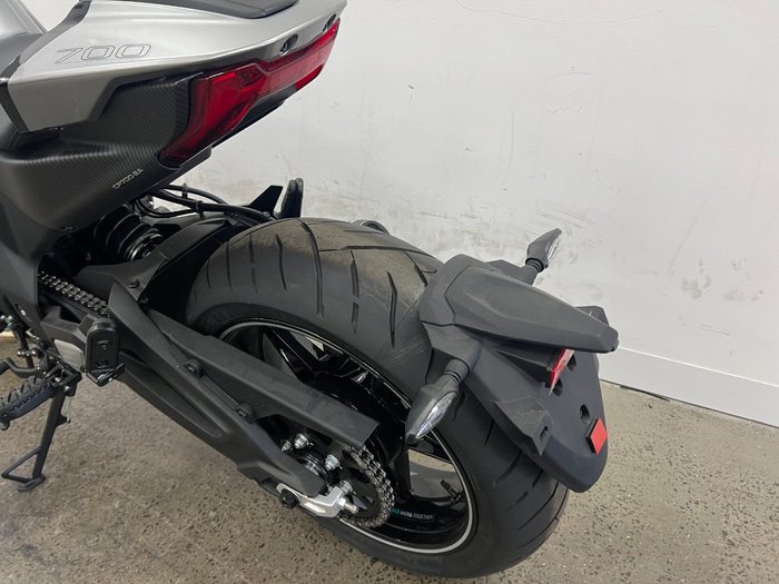 2022 CFMOTO CL-X SPORT TITANIUM GREY