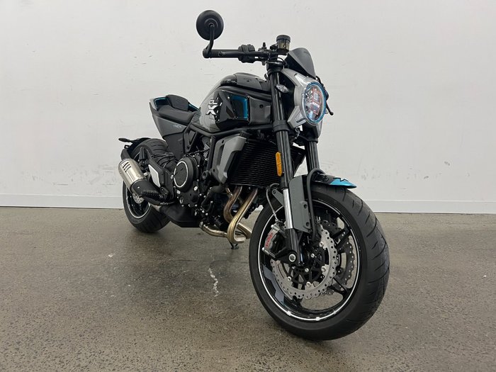 2022 CFMOTO CL-X SPORT TITANIUM GREY