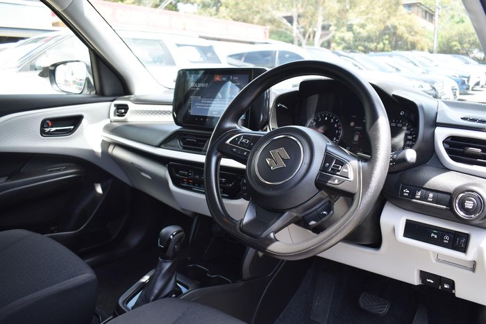 2024 Suzuki Swift Hybrid UZ Pure White