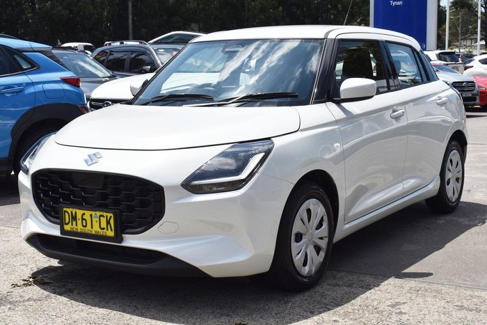2024 Suzuki Swift Hybrid UZ Pure White