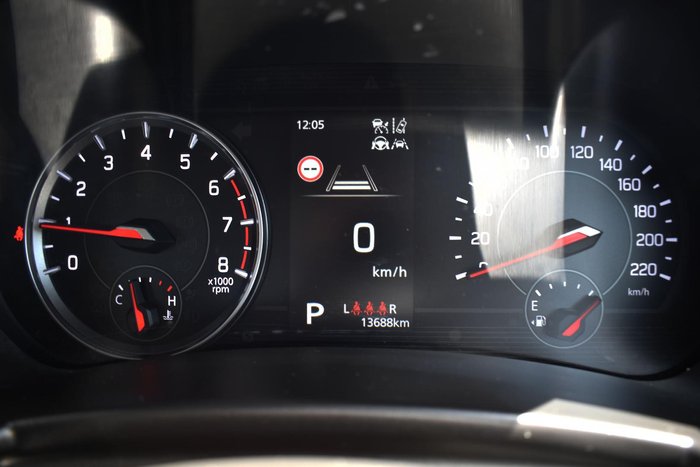 2024 Suzuki Swift Hybrid UZ Pure White